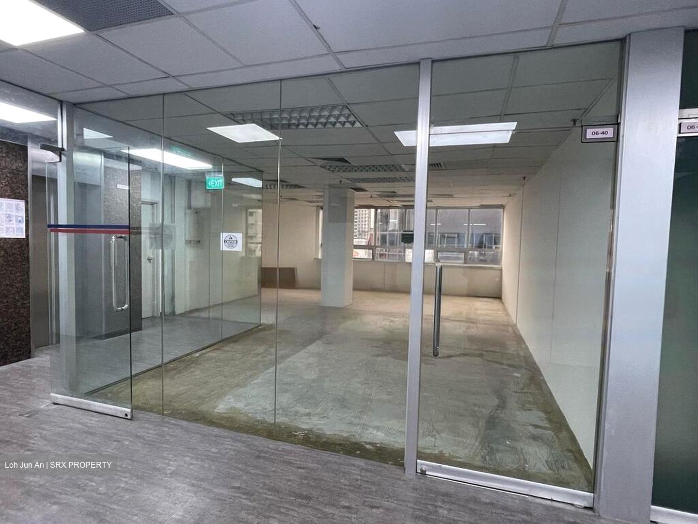 North Bridge Centre (D7), Office #472814181